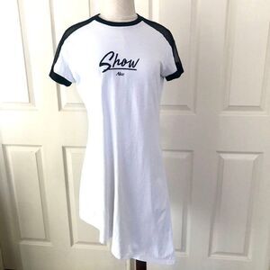 Akè white asymetrical  dress